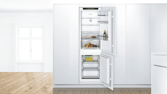 Bosch Combi Frigo congélateur Serie 4 KIN86VSE0